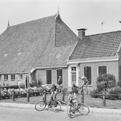 Rijksdienst voor het Cultureel Erfgoed: Wal, A.J. van der