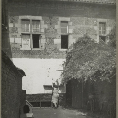 Rijksdienst voor het Cultureel Erfgoed: Nispen tot Sevenaer, E.O.M. van