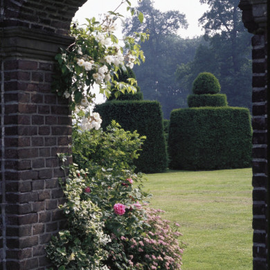 Rijksdienst voor het Cultureel Erfgoed: Heuff M. (Marijke)