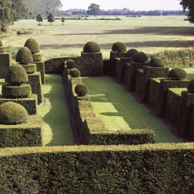 Rijksdienst voor het Cultureel Erfgoed: Heuff M. (Marijke)