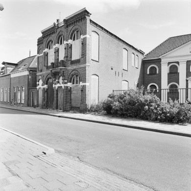 Rijksdienst voor het Cultureel Erfgoed: Wal, A.J. van der