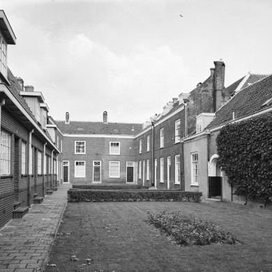 Rijksdienst voor het Cultureel Erfgoed: Dukker, G.J.