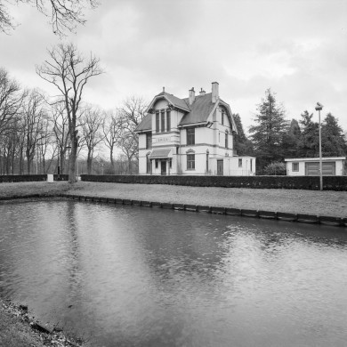 Rijksdienst voor het Cultureel Erfgoed: Wal, A.J. van der