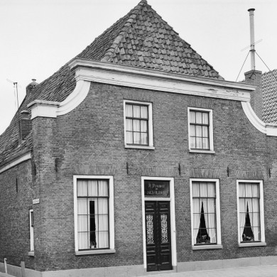 Rijksdienst voor het Cultureel Erfgoed: Wal, A.J. van der