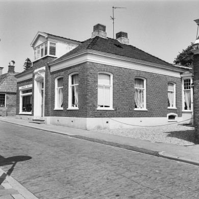 Rijksdienst voor het Cultureel Erfgoed: Wal, A.J. van der