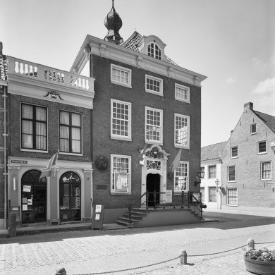 Rijksdienst voor het Cultureel Erfgoed: Heins, IJ.Th.