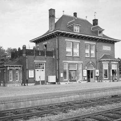 Rijksdienst voor het Cultureel Erfgoed: Tangel, L.M.