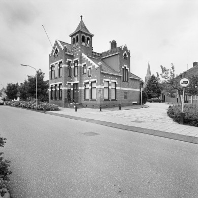 Rijksdienst voor het Cultureel Erfgoed: Heins, IJ.Th.