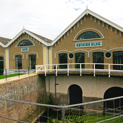 Gemaal Reinier Blok aan de Breekade te Krimpen aan de IJssel - Avalphen.jpg