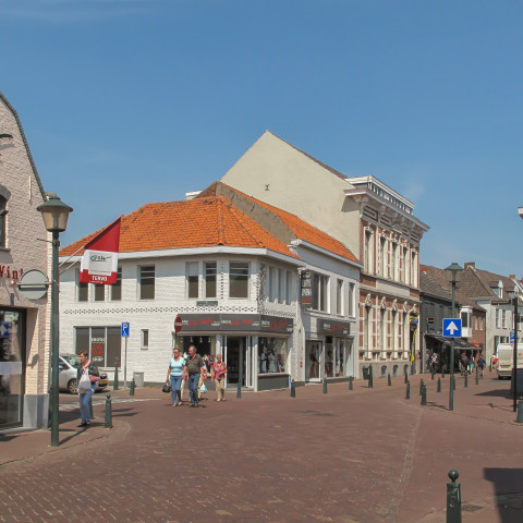 Hulst, straatzicht Gentsestraat - Michielverbeek