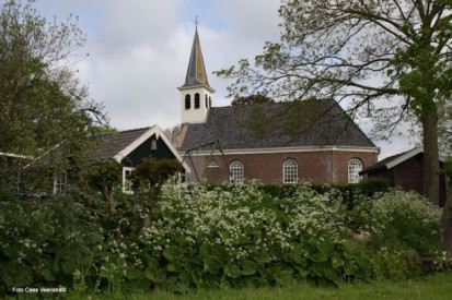 Kerk op terp in Friesland