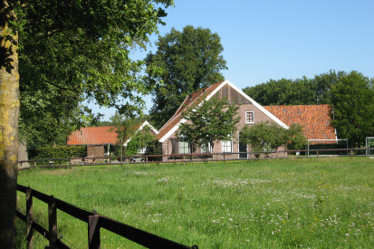Hallenhuisboerderij met schuur 't Huinink, bouwjaar 1770 1929 - Pim van Tend
