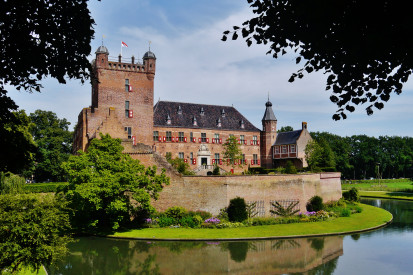 's-Heerenberg, Kasteel Huis Bergh Wikimedia Commons - Zairon
