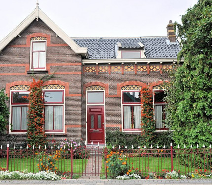 Gemeentelijk monument aan de Oosteindseweg 5 te Bergschenhoek - Marinus smit