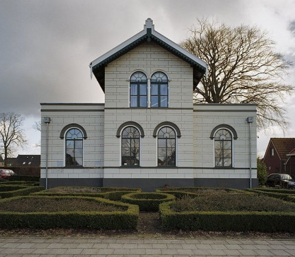 Pastorie, voorgevel - Booms, C.S. (RCE)