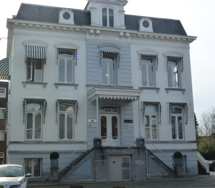 Rijksmonument aan de Stratumsedijk 20 te Eindhoven Wikimedia commons - Rosemoon