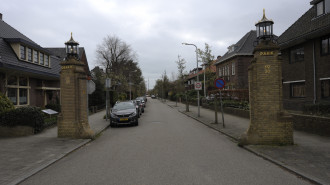 Entree villawijk Oranjepark Oranjelaan in Oegstgeest - Muggeh