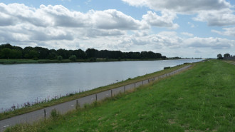 Gezicht op het Spui vanaf de Aaldijk, Spijkenisse - JopkeB