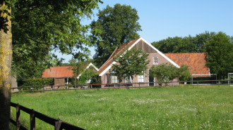 Hallenhuisboerderij met schuur 't Huinink, bouwjaar 1770 1929 - Pim van Tend
