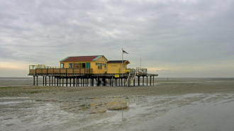 Schiermonnikoog, strandpaviljoen - Bert Kaufmann