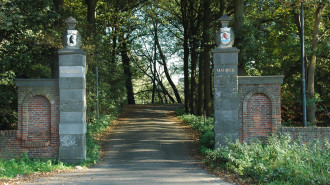 Toegang tot het kasteel Mauri ck, Vught - P.H. Louw