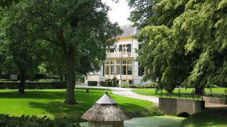 Woonhuis de Elshof, bouwjaar 1864 (1e steen), Malden-hatertseweg - Pim van Tend