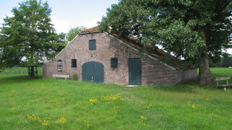 Venray, Overloonseweg, schaapskooi - Pim van Tend
