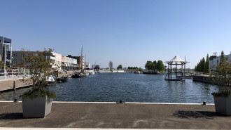 Zeewolde haven - hay Kranen