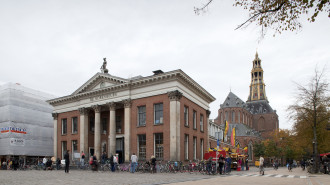 Korenbeurs en Aa kerk te Groningen - Vincent van den Hoven