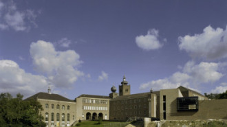 Rijksdienst voor het Cultureel Erfgoed: Heuvel, Thea van den