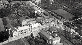 Klooster en scholen bouwjaar 1863