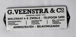 Naamplaatje dertiger jaren Veenstra&co